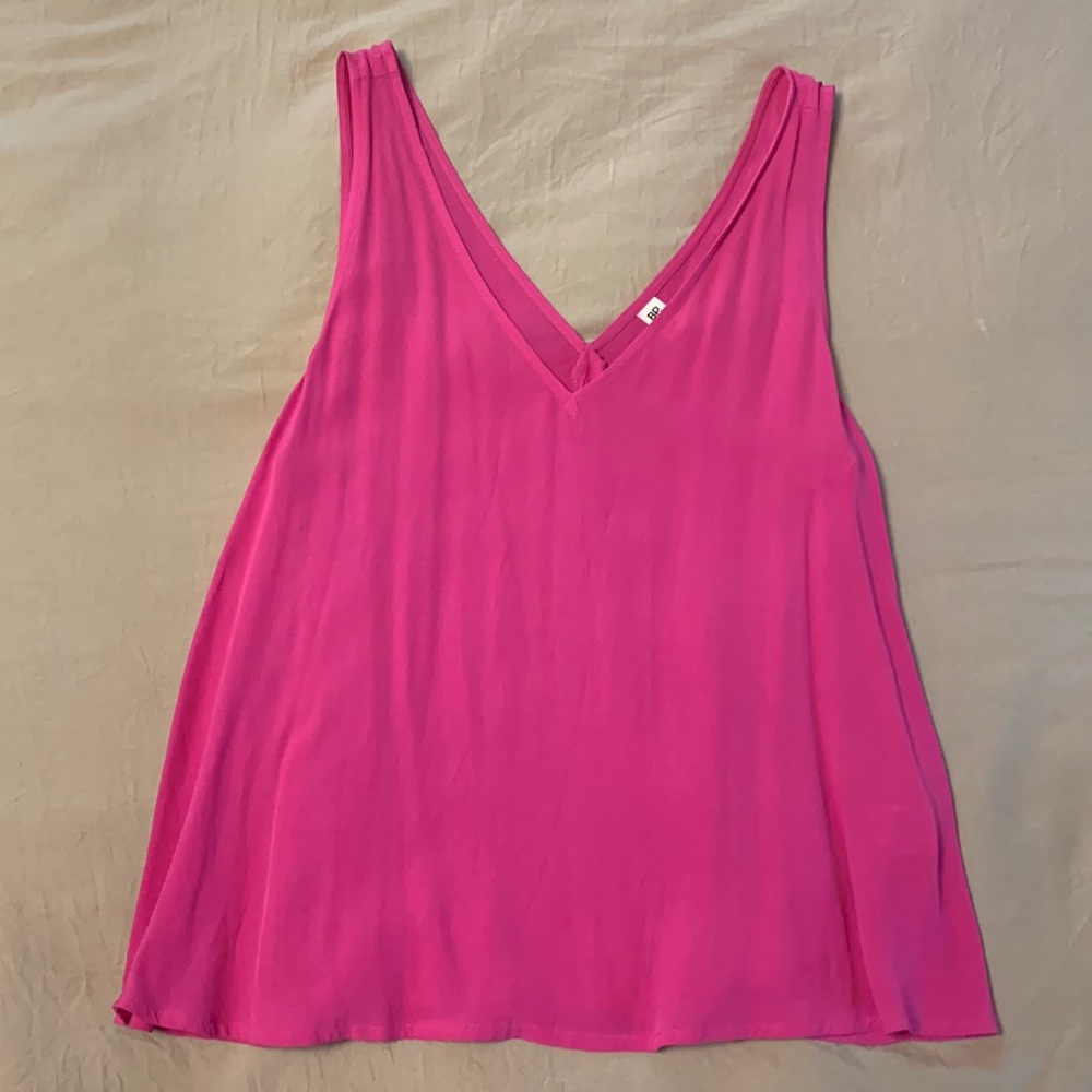 Fuchsia sleeveless blouse